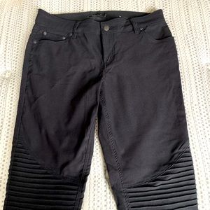 New Prana Brenna pants. Never worn.